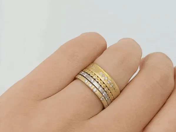 18K Gold Thin "River Rocks" Ring with Diamond and Etched Details