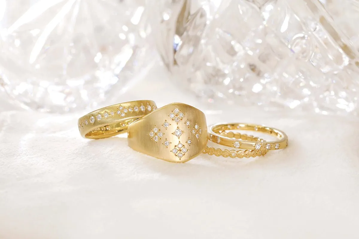 18K Gold Thin "River Rocks" Ring with Diamond and Etched Details