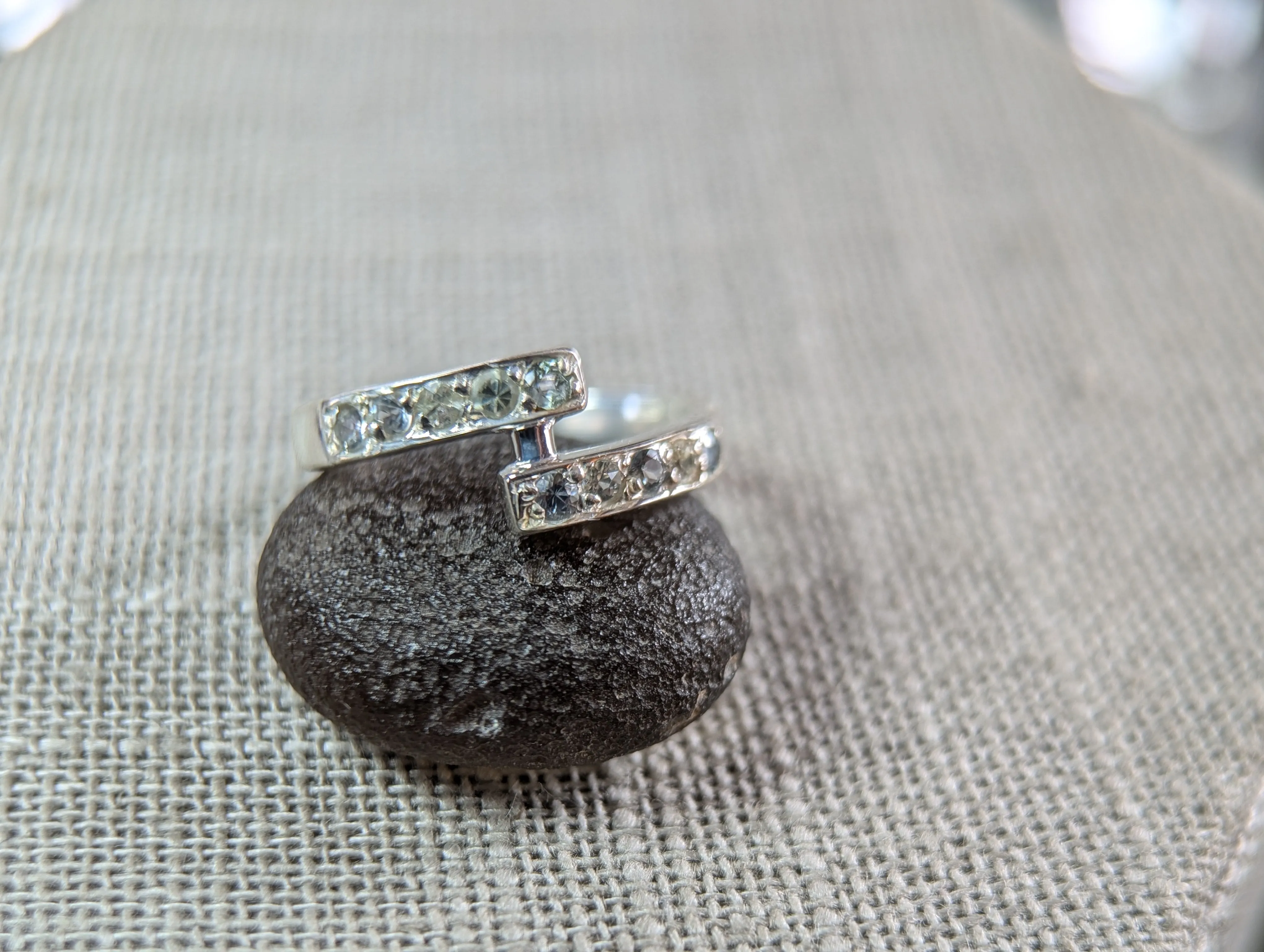 3.29g SILVER MONTANA SAPPHIRE RING SIZE 8