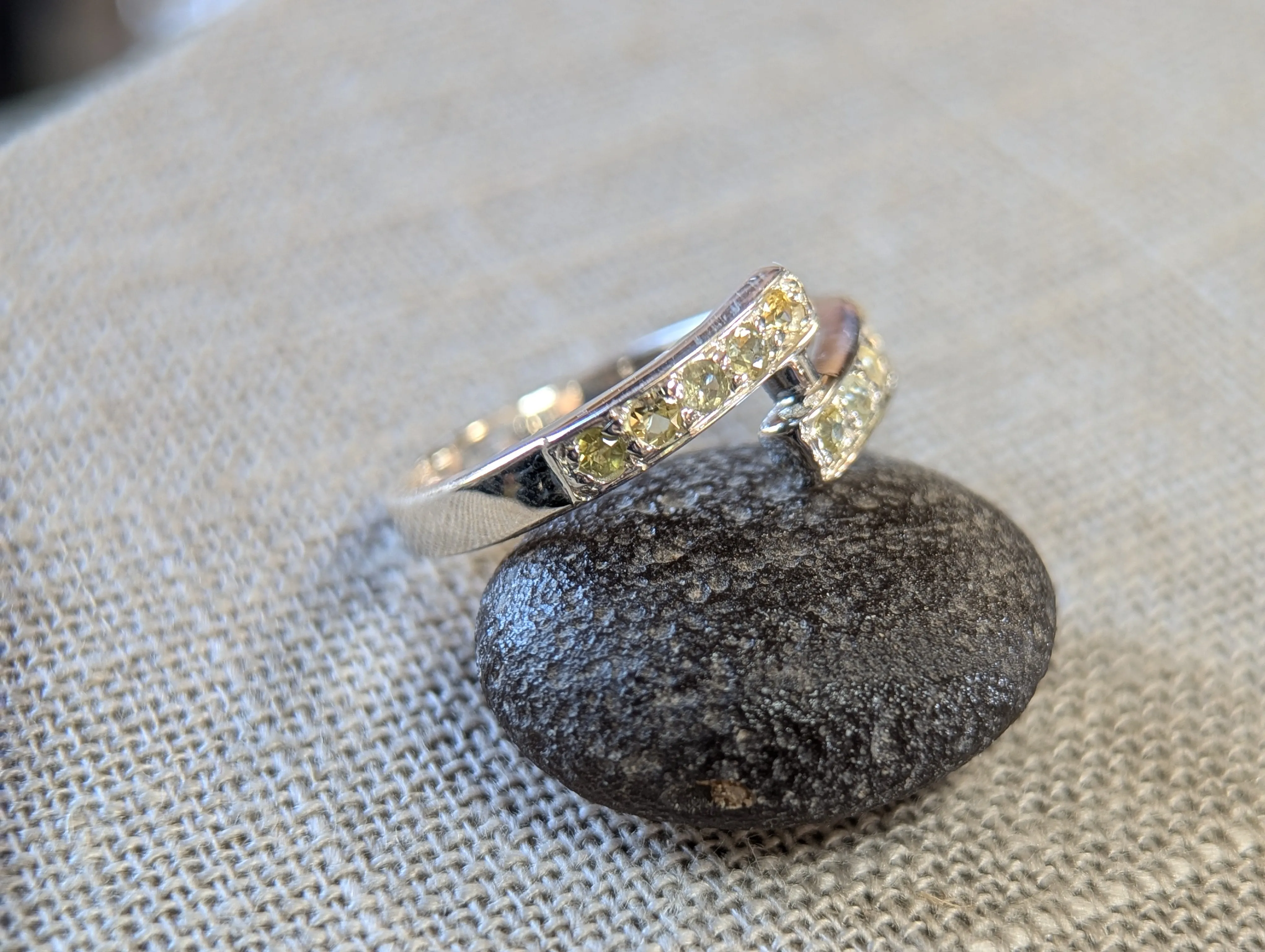 3.29g SILVER MONTANA SAPPHIRE RING SIZE 8