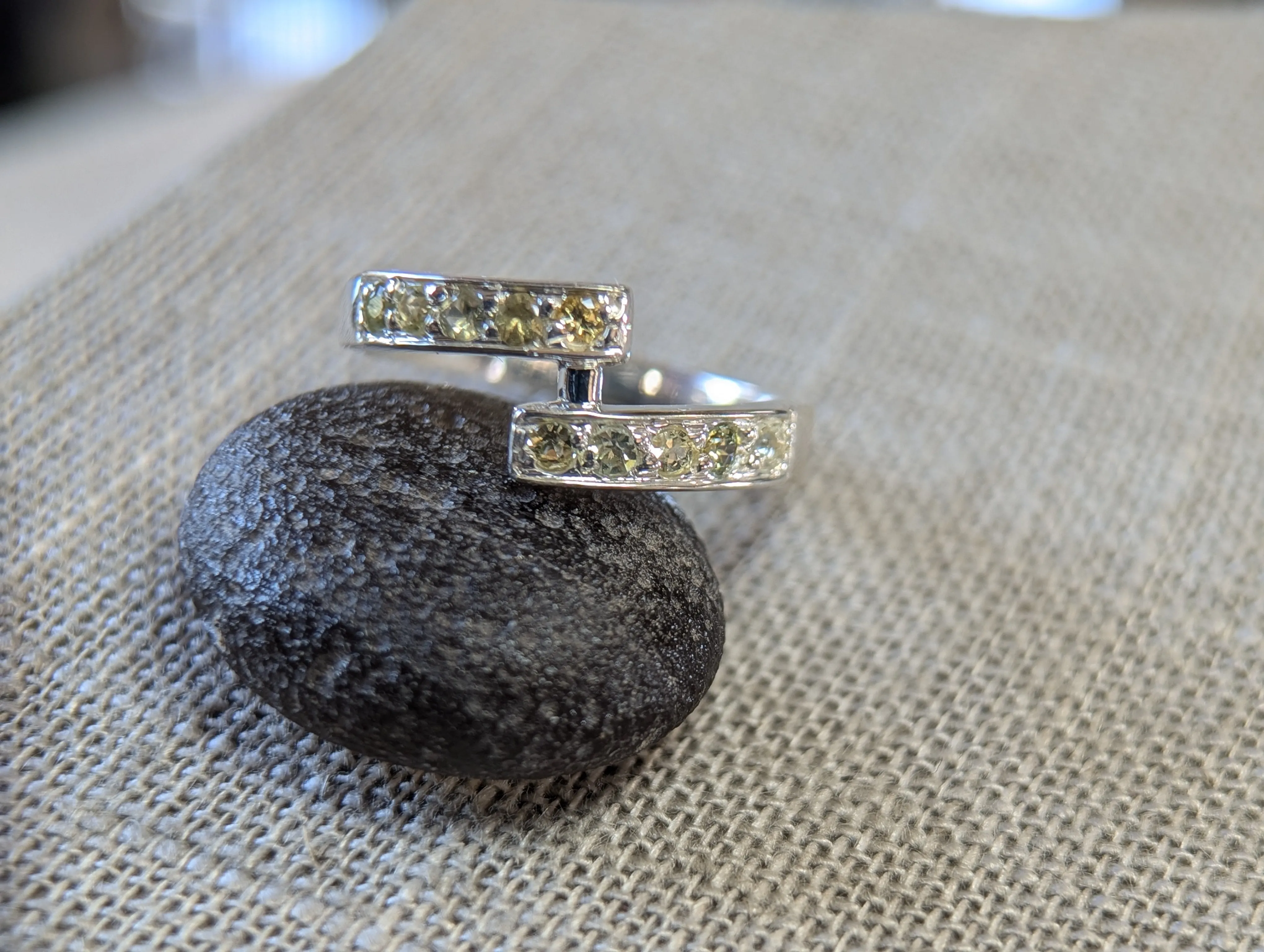 3.29g SILVER MONTANA SAPPHIRE RING SIZE 8