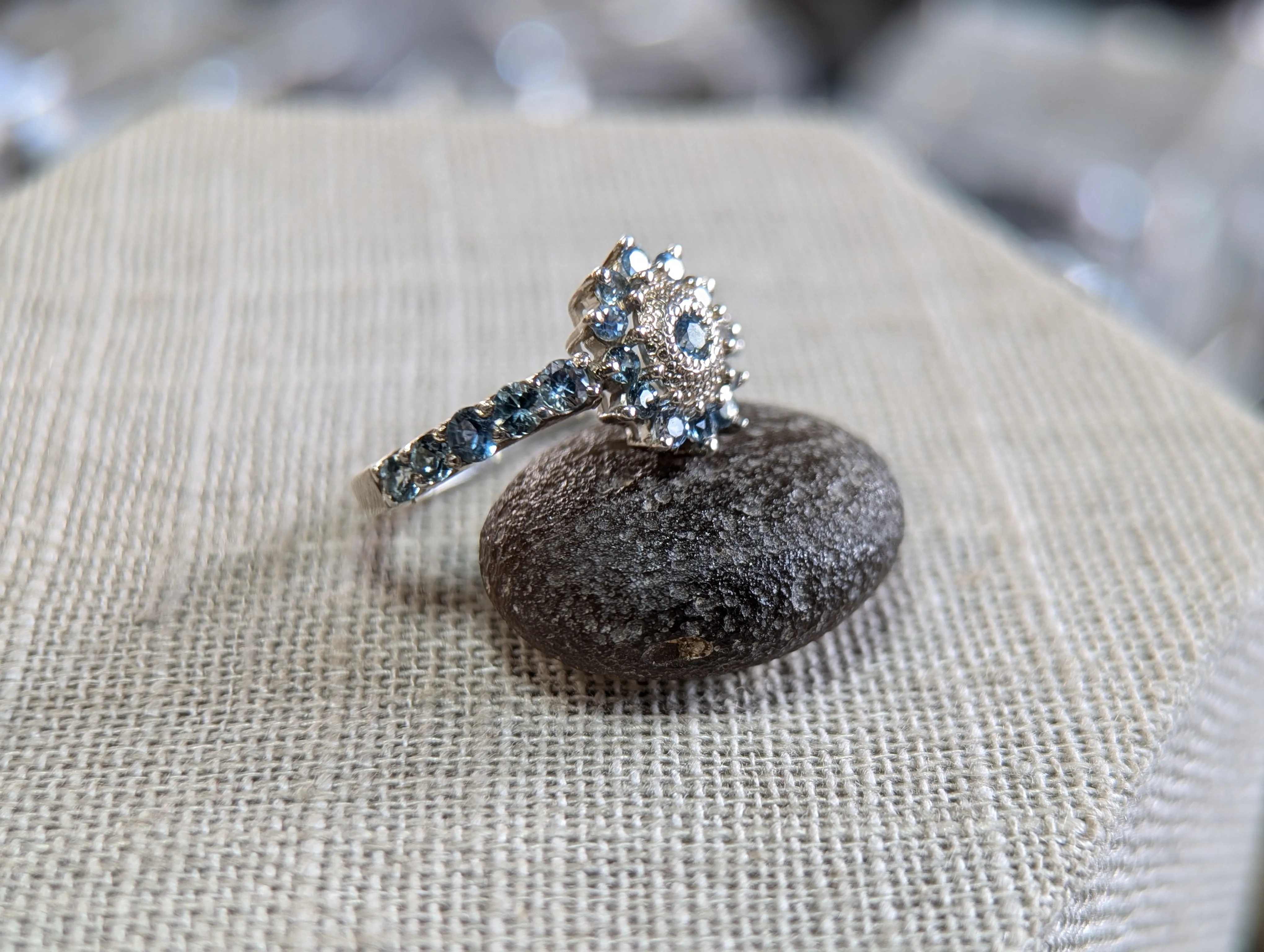3.35g SILVER MONTANA SAPPHIRE RING SIZE 8.5