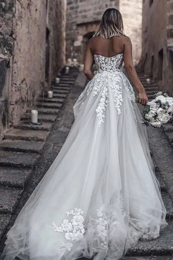 A-Line Sweetheart Sleeveless Sweep Train Tulle Wedding Dress WD295