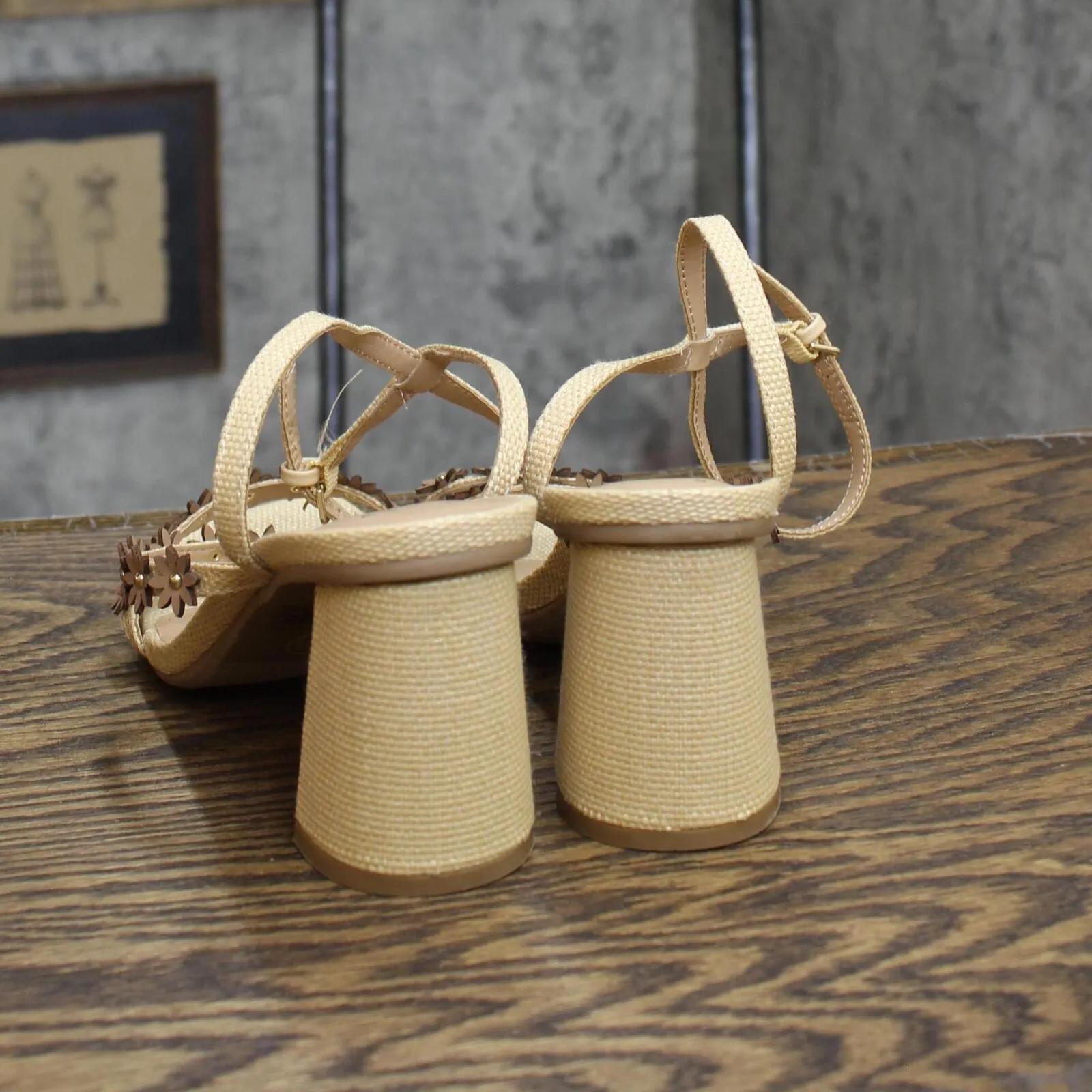 A New Day Womens Block Strappy Studded Flower Accent Heels Brown 6.5
