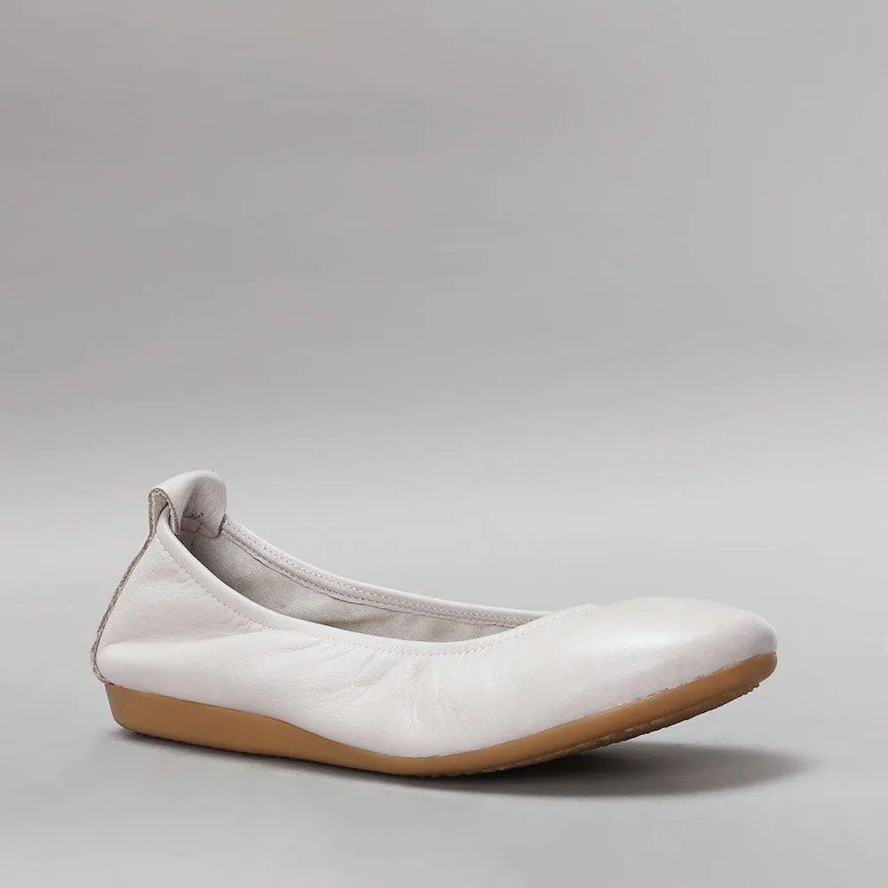Barbie - Silver Grey/Gum Sole