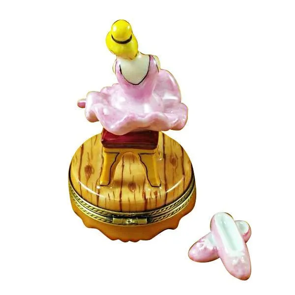 Blond Hair Ballerina with Toe Shoes