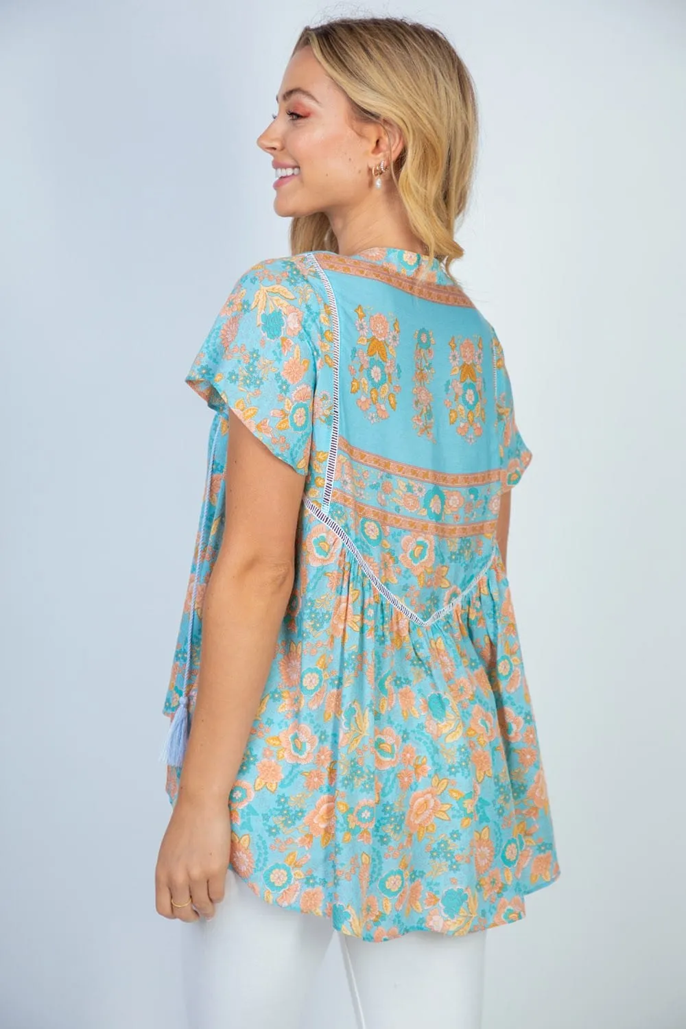 Bohemia Vneck Floral Top w/Tassels   Lace (2 colors)