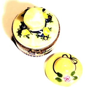 Bouquet Bonnet w Yellow Hat w Flowers