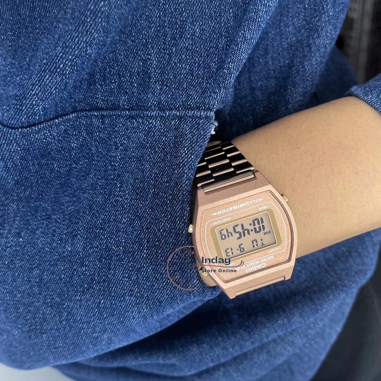 Casio Vintage Women's Watch B640WC-5A Rose Gold Plated Stainless Steel Self-adjustable Band