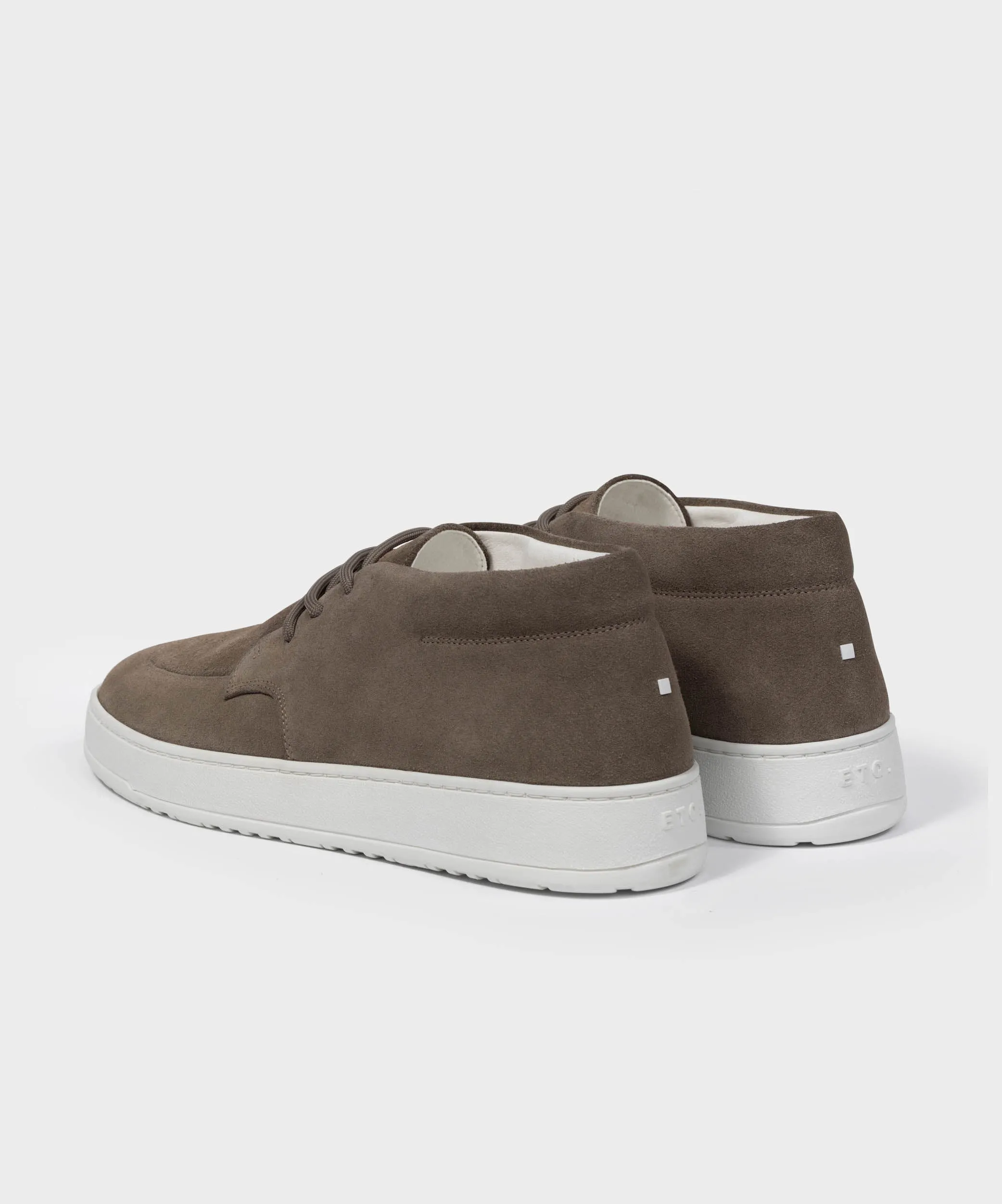 DB 01 Suede Desert Taupe