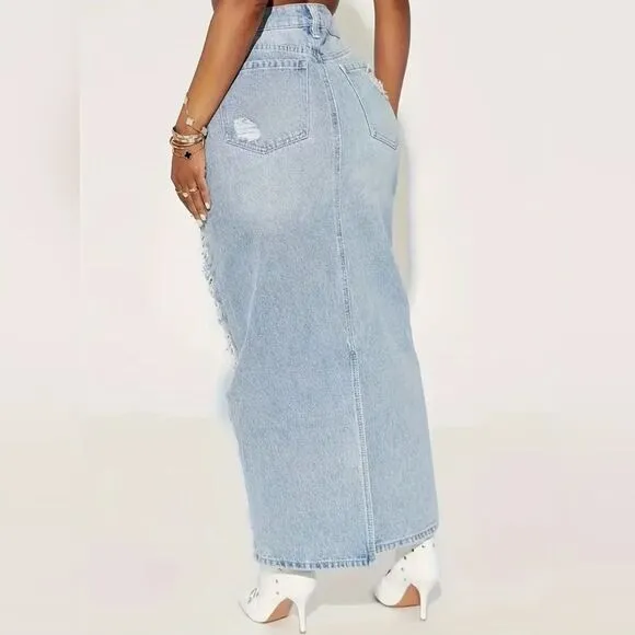 Distressed ladies Denim Skirt sz x-Large