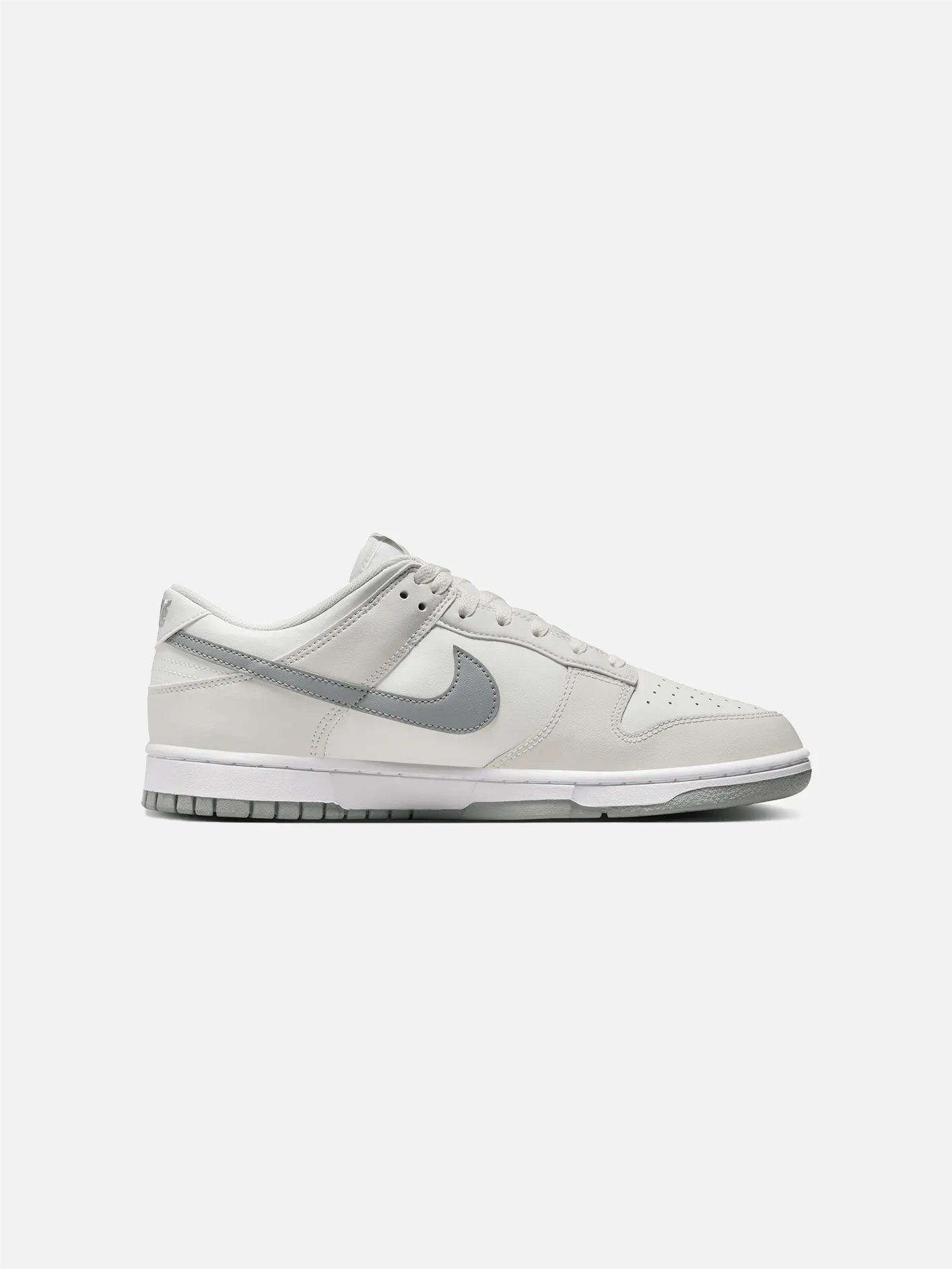 Dunk Low Retro "Summit White Light Smoke"