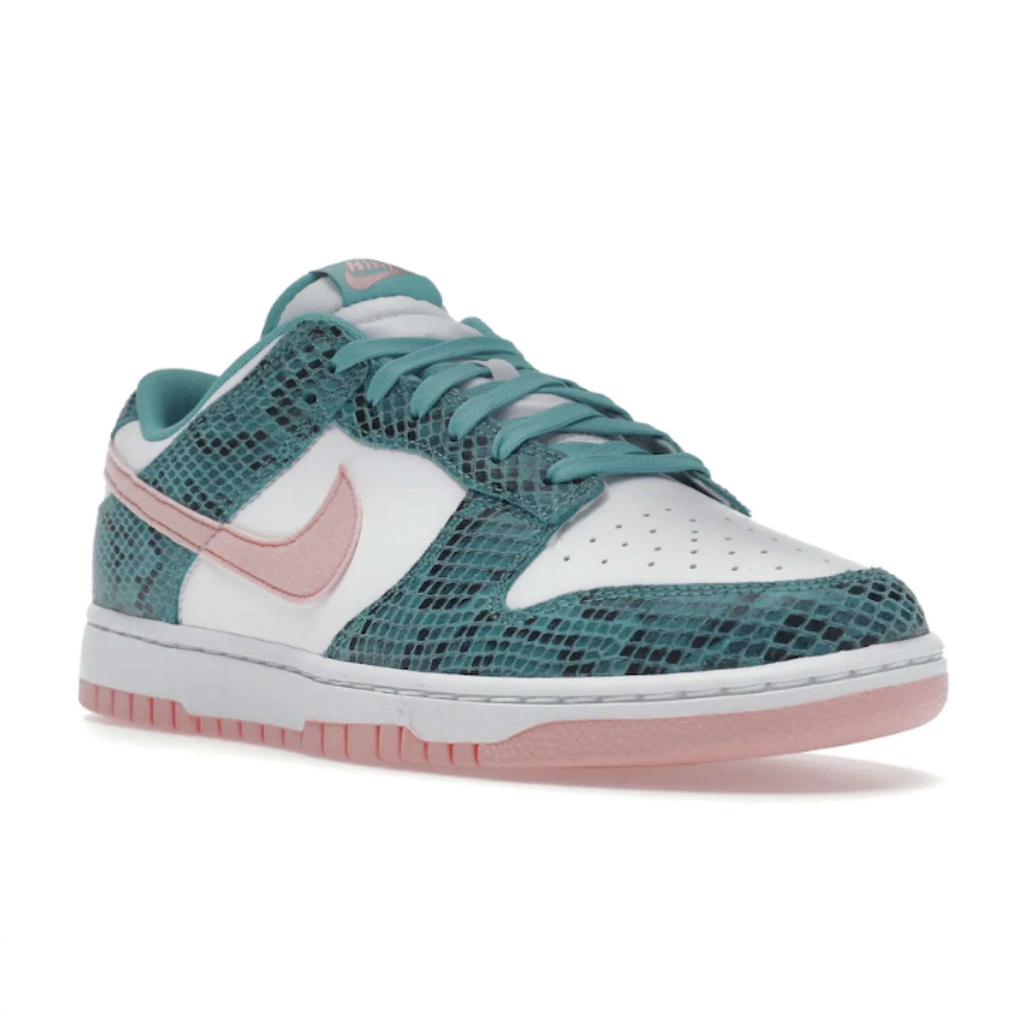 Dunk Low Snakeskin Washed Teal Bleached Coral