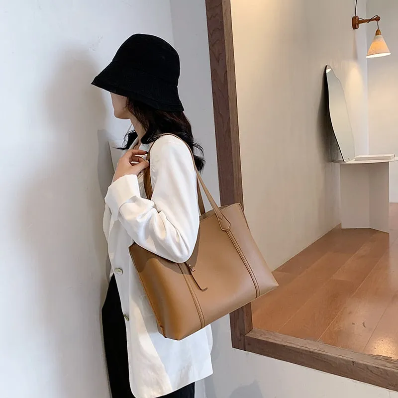Elegant Women's Handbag