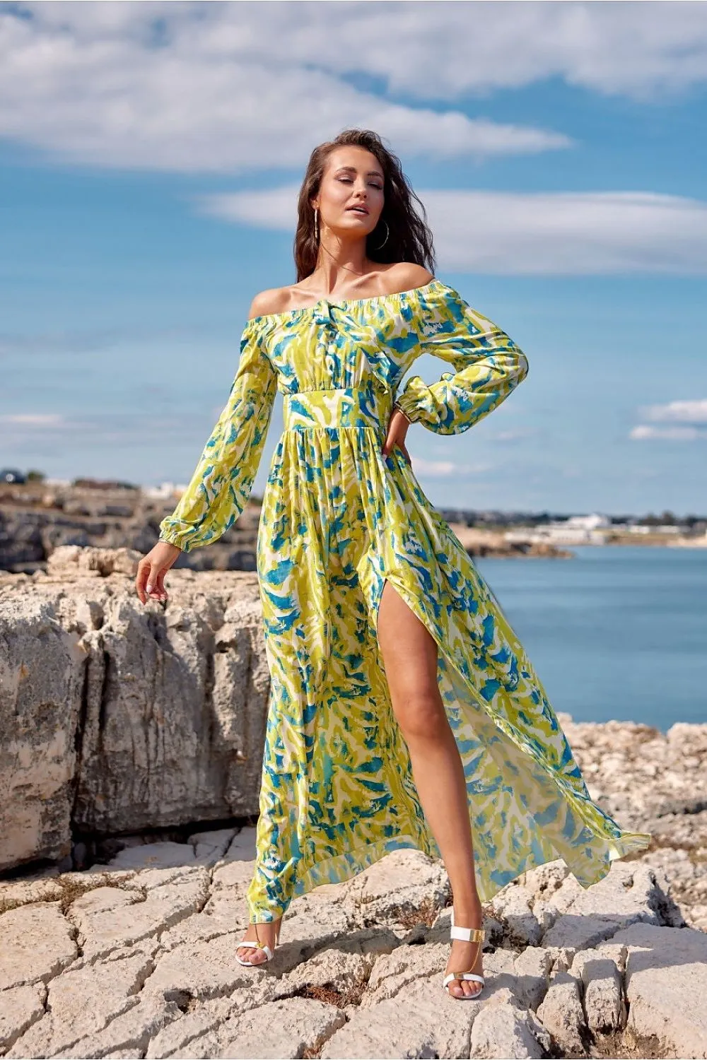 Exquisite Open-Shoulder Maxi Dress