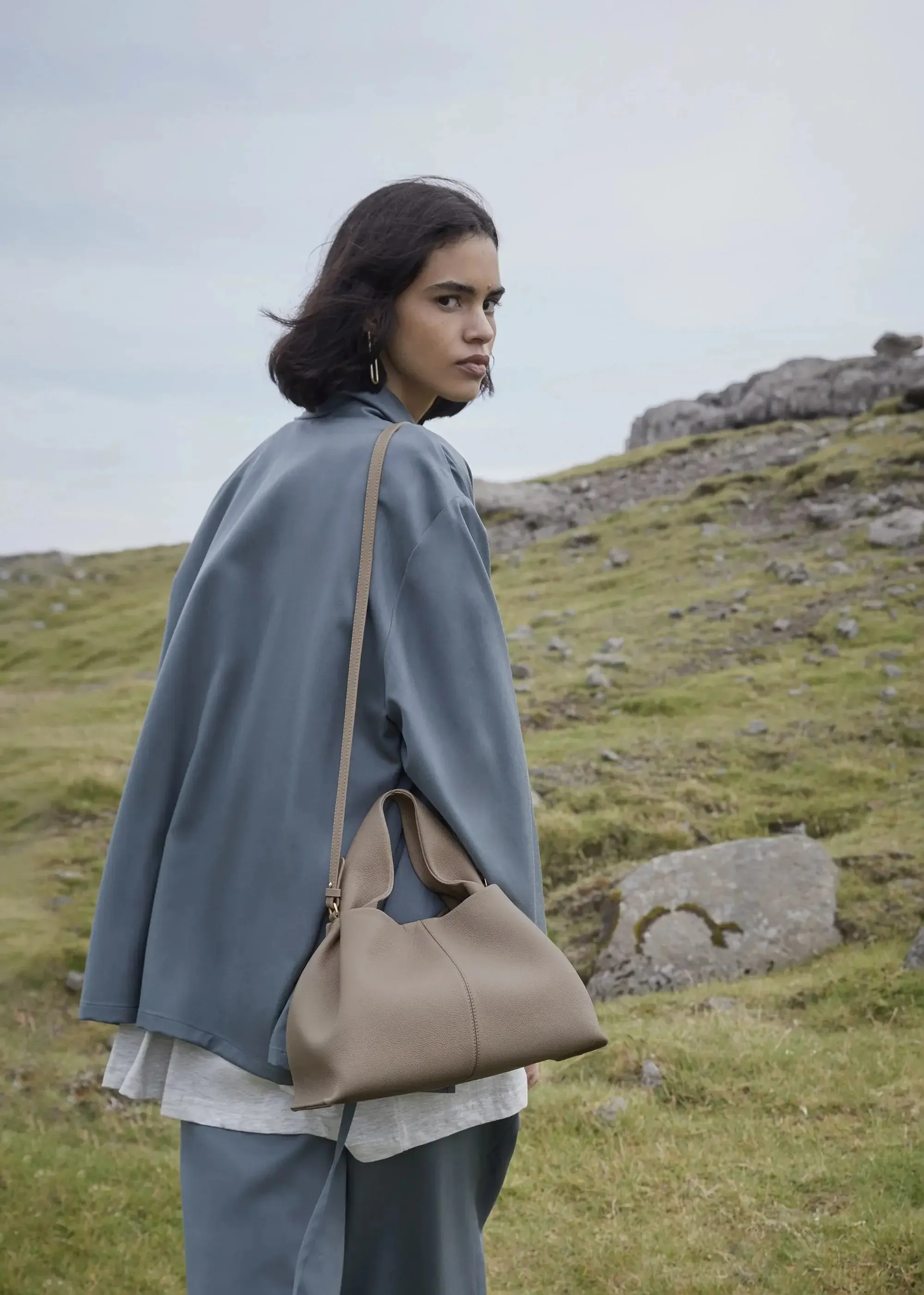 Isabella – Classic Elegance Mathilda Retro Handbag for Women