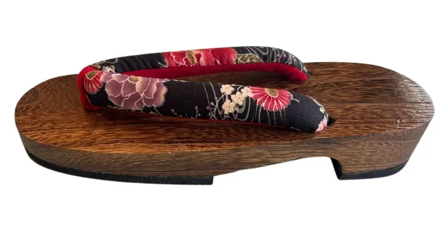 Japanese Women's Wooden Geta Sandals, Size M, Traditional with Floral Straps, Red, Black