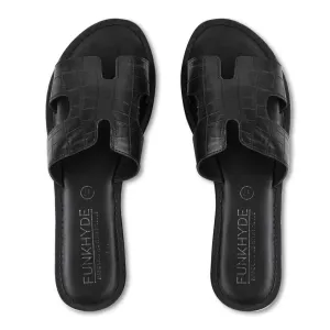 Mayna Black Textured Slipons