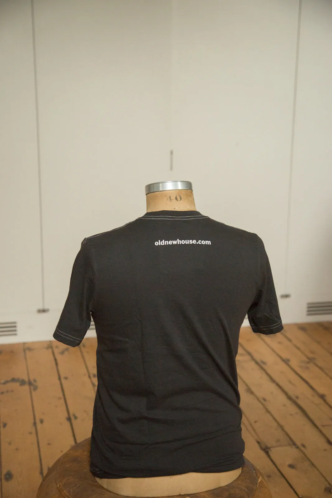Men's Charcoal Retro Letter Fine Crew T-Shirt (Contrast Stitch)