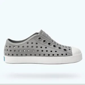 NATIVE - Jefferson Child - Pigeon Grey / Shell White