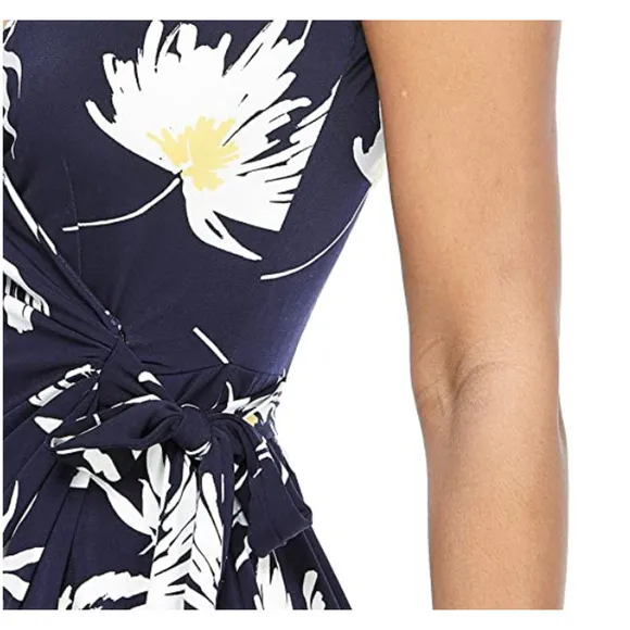 New! Maggy London Women's Floral Print V-neck Wrap Mini Dress