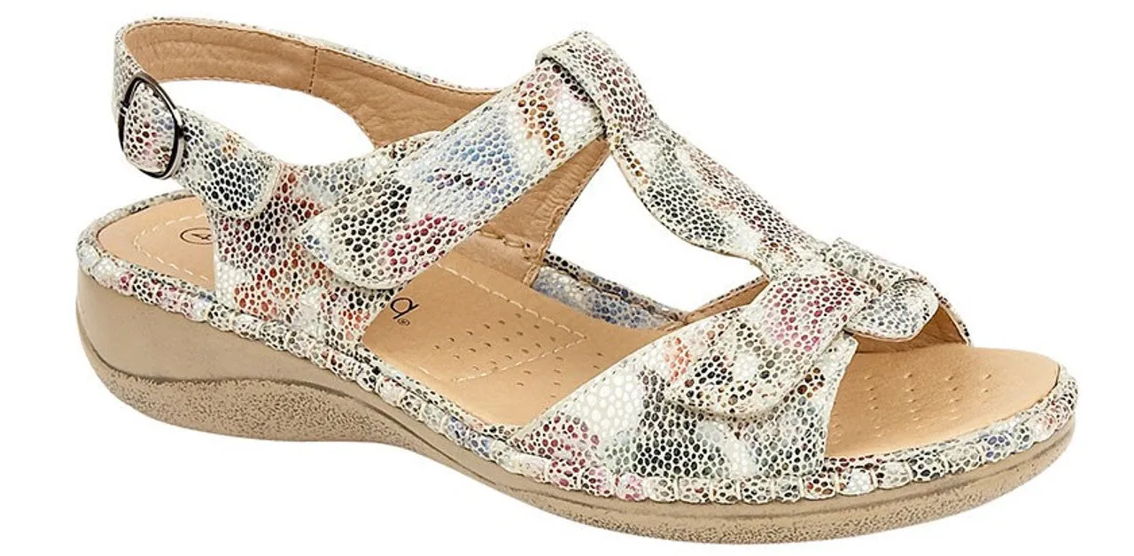 New Medallion Touch Fastening Sandal by Boulevard, Sz 6