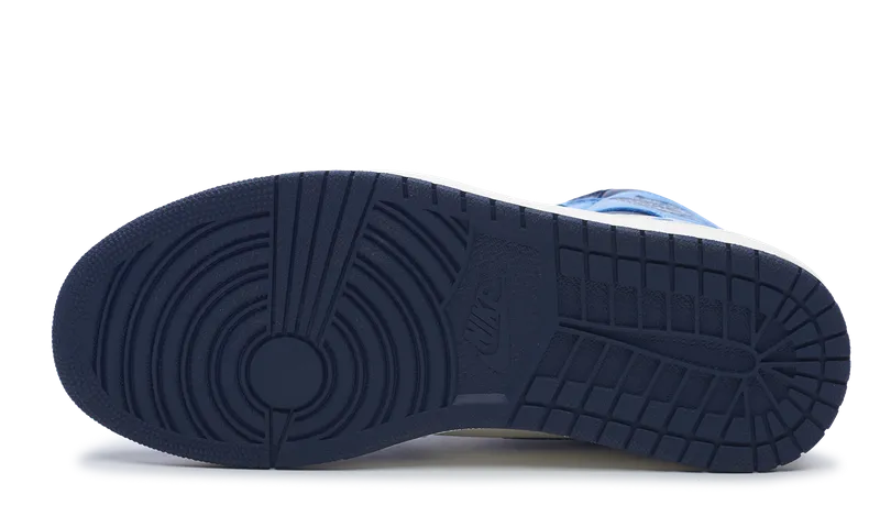 Nike Air Jordan 1 Retro High Obsidian UNC 555088-140