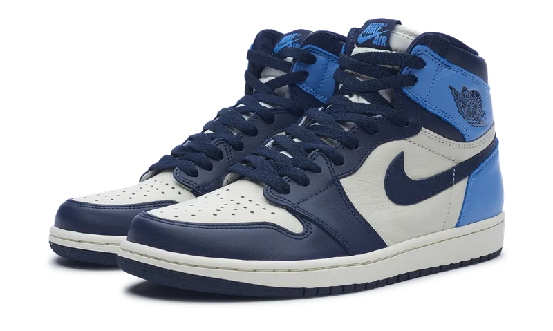 Nike Air Jordan 1 Retro High Obsidian UNC 555088-140