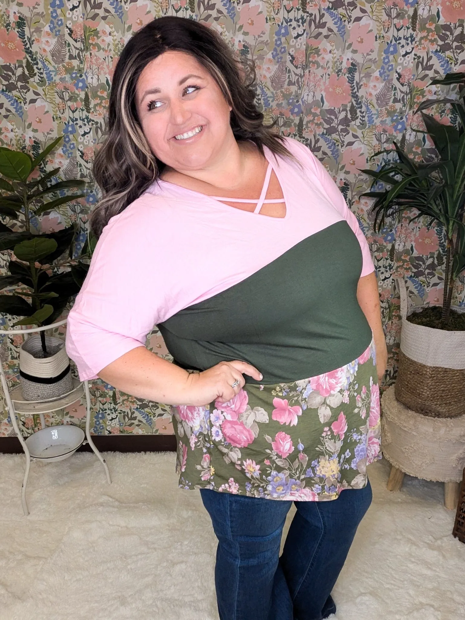 Pauleen Strappy Tiered 3/4 Sleeve in Pink   Olive Floral Colorblock