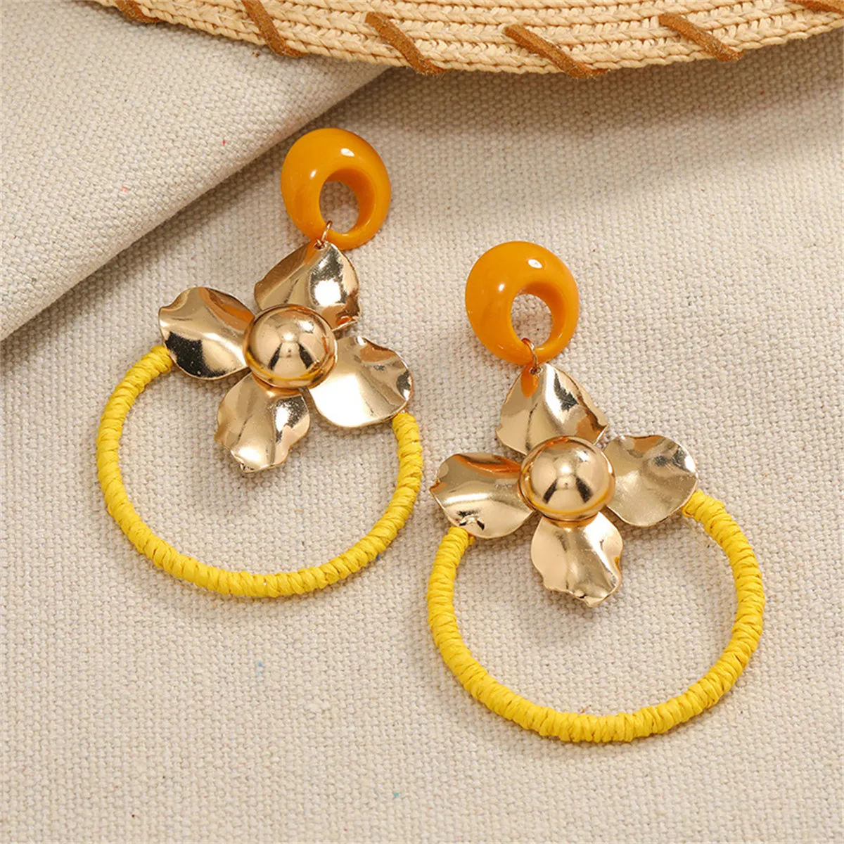 Resin & 18K Gold-Plated Flower Circle Drop Earrings