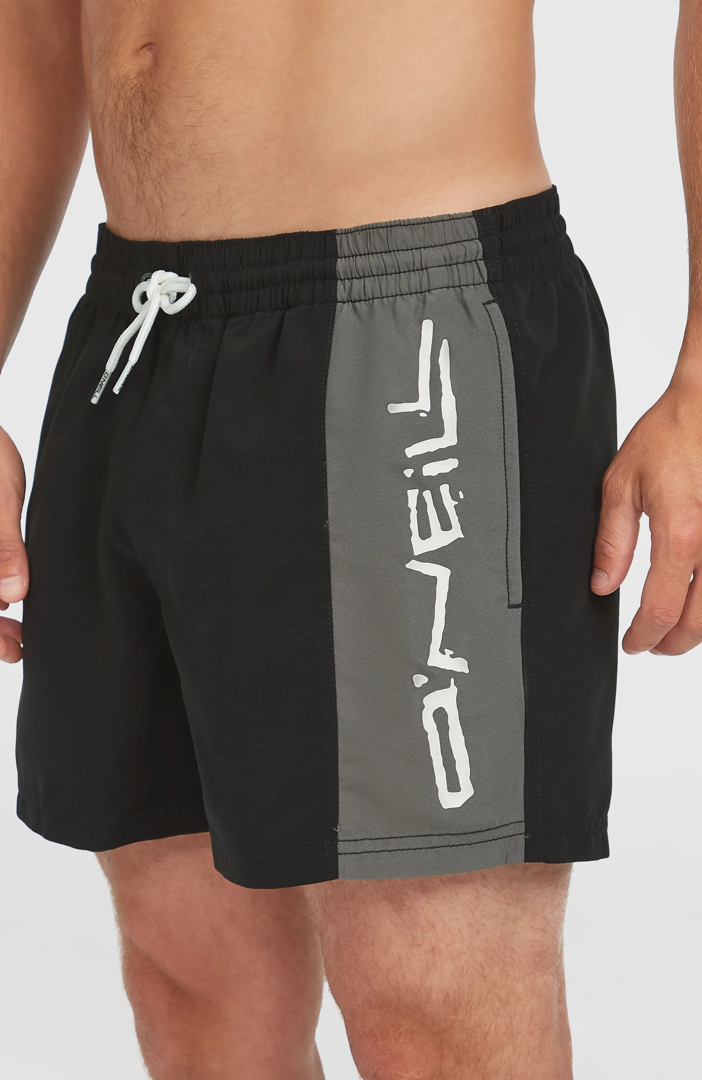 Retro 14'' Badehose | Black Out Colour Block