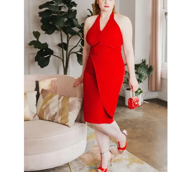❤️❤️RETRO STAGE RED 1960S SOLID HALTER BODYCON DRESS new with tag❤️❤️