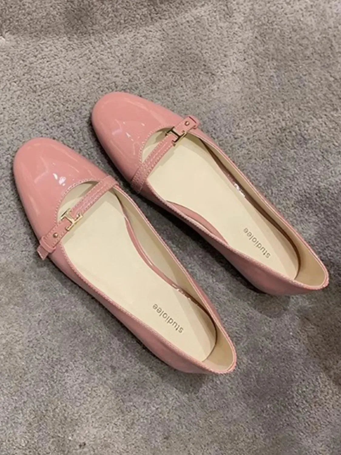 Round Toe Flats Slip-Ons