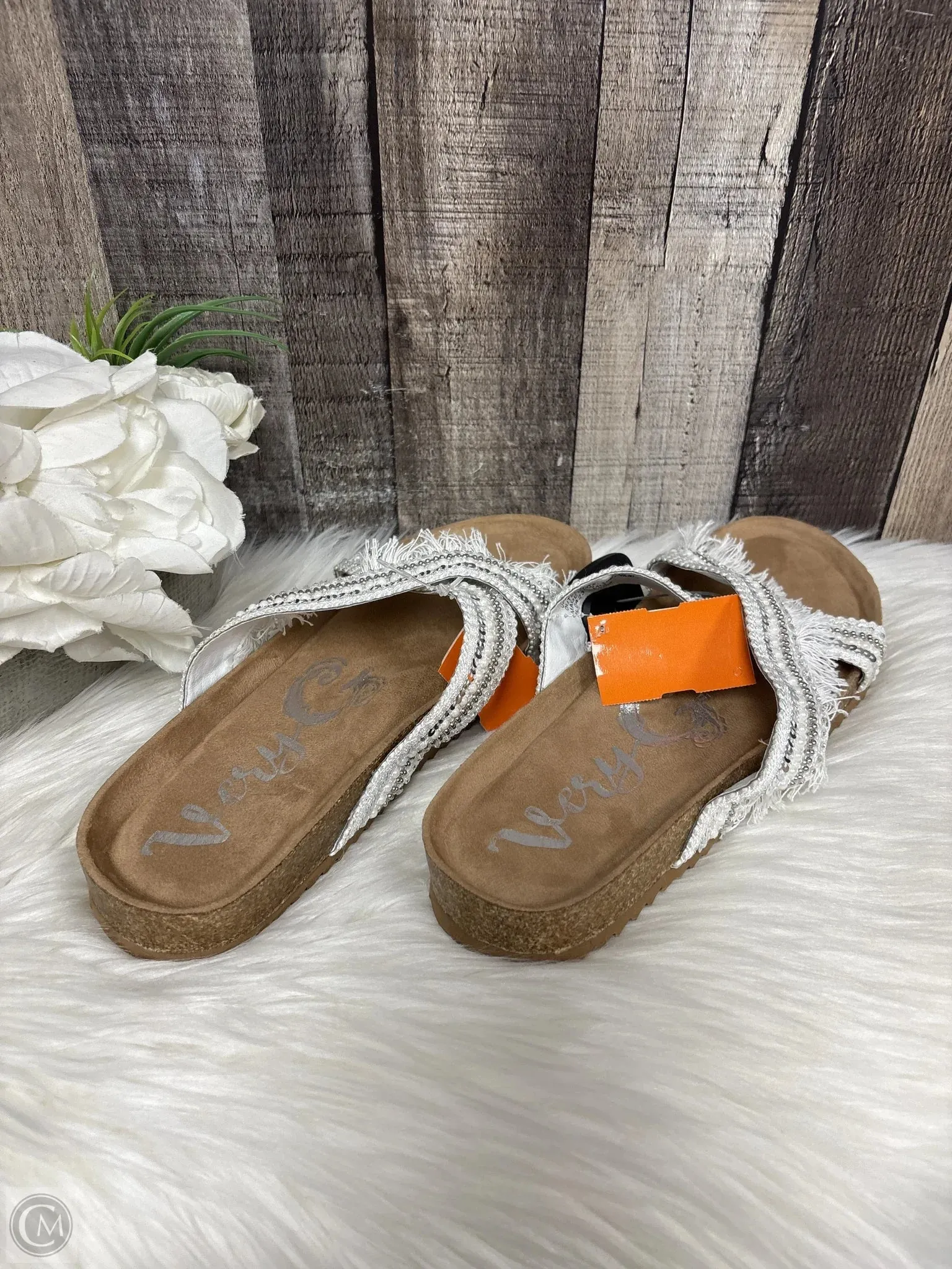 Sandals Flats By Very J  Size: 8.5