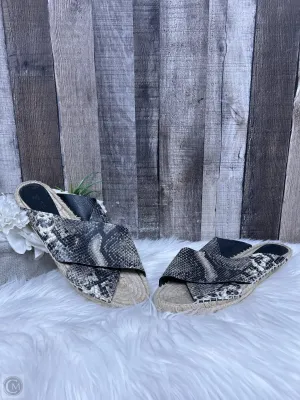 Sandals Flats By Vince In Snakeskin Print, Size: 11