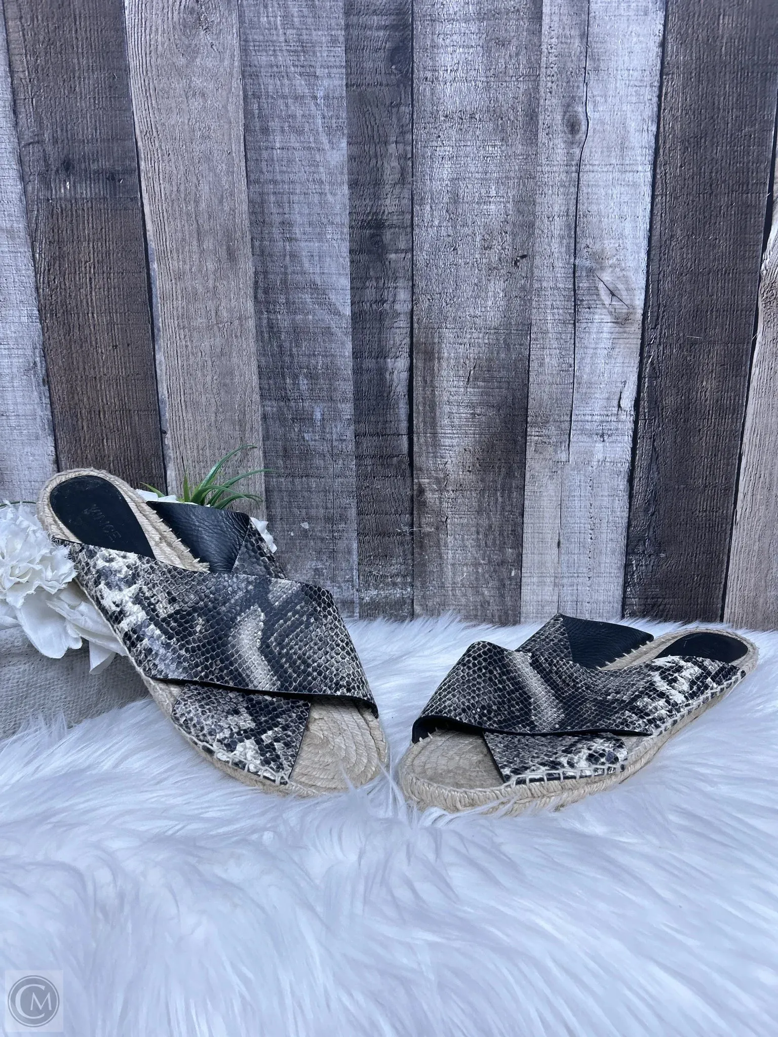 Sandals Flats By Vince In Snakeskin Print, Size: 11