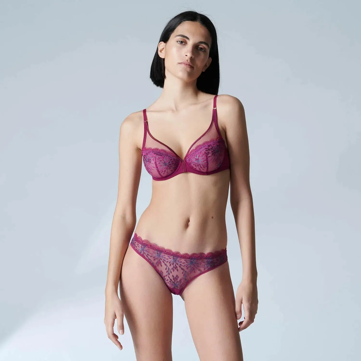 Singuliere Full Coverage Plunge- Syrah