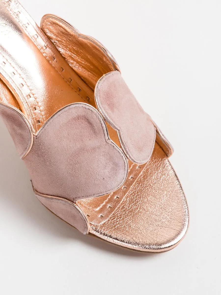 soraya heel