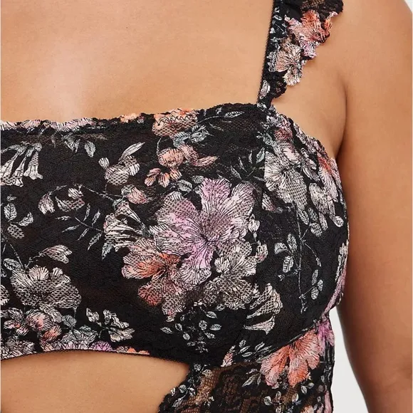 Torrid Lace Front Cutout Bodysuit Floral Sheer Sexy Lingerie Plus Size 5X