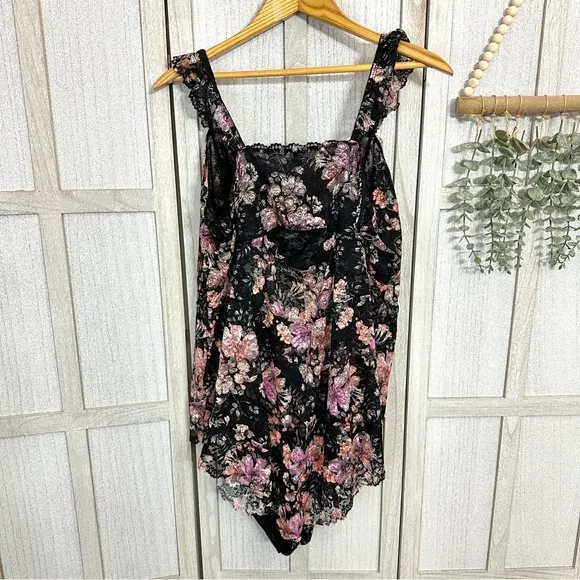 Torrid Lace Front Cutout Bodysuit Floral Sheer Sexy Lingerie Plus Size 5X