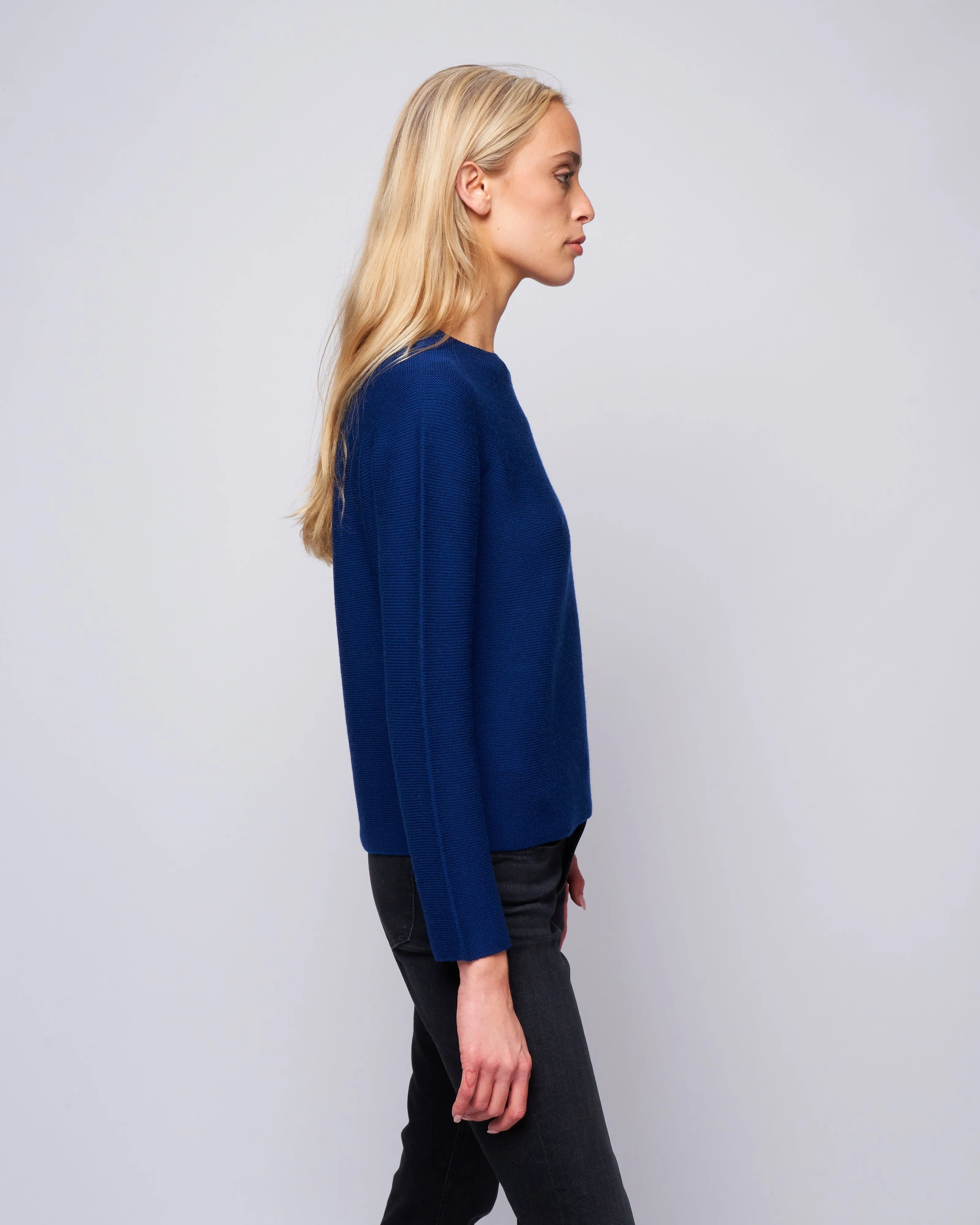whole garment sweater round neckline - royal navy