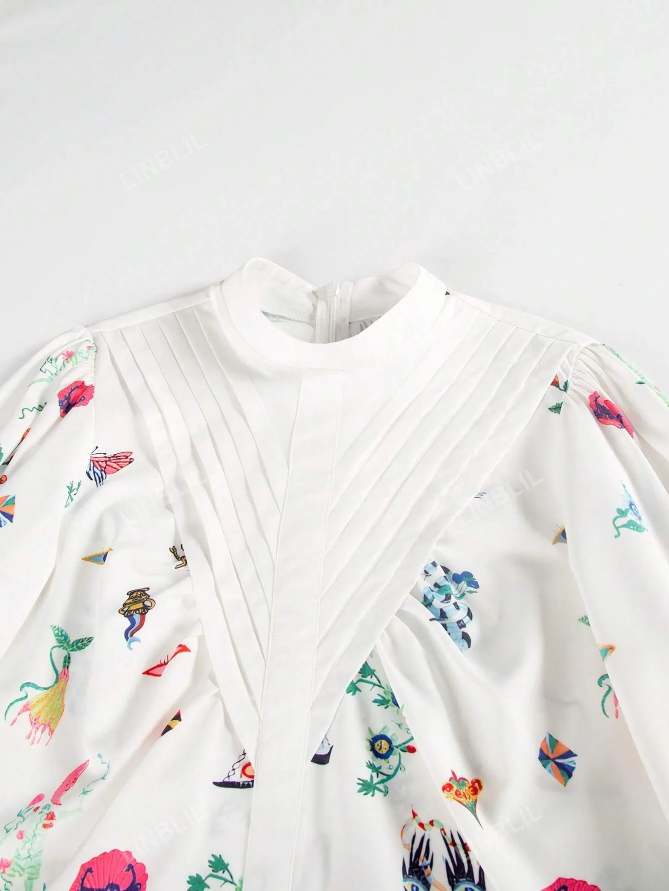 Women's Elegant Stand Collar Lantern Sleeve Embroidered Shirt