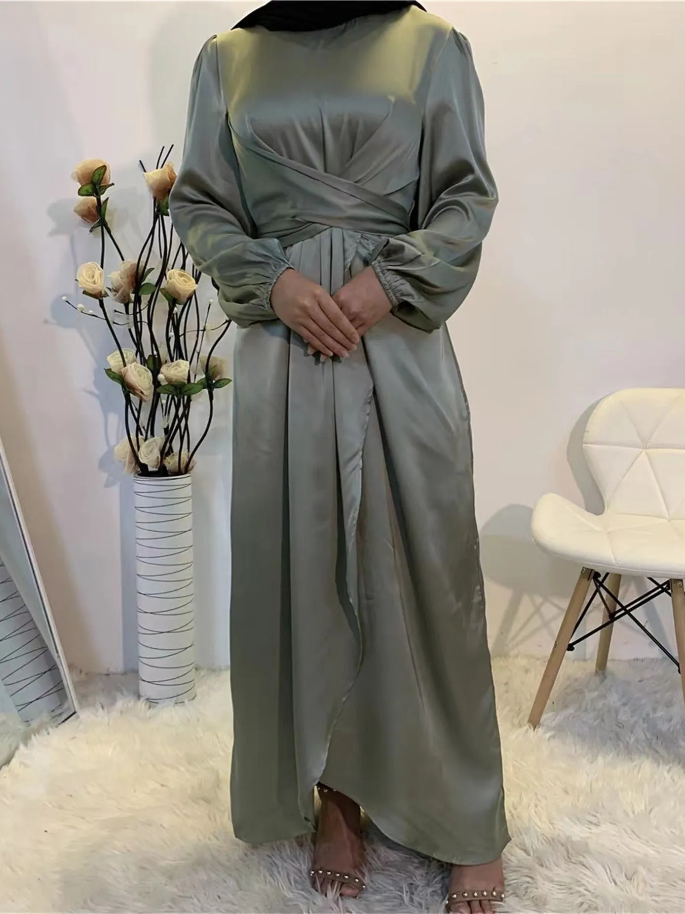 Women's Solid Crew Neck Long Sleeve Tie Waist Maxi Dress