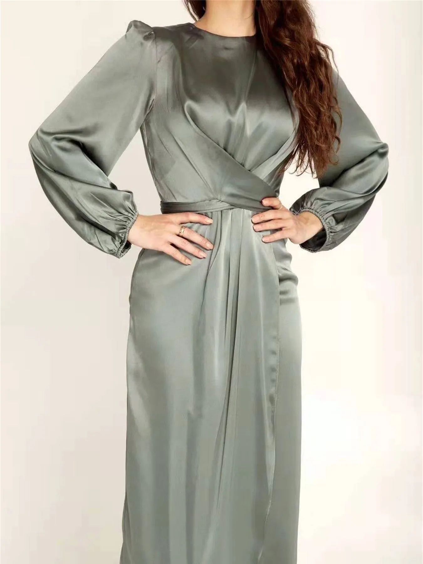 Women's Solid Crew Neck Long Sleeve Tie Waist Maxi Dress