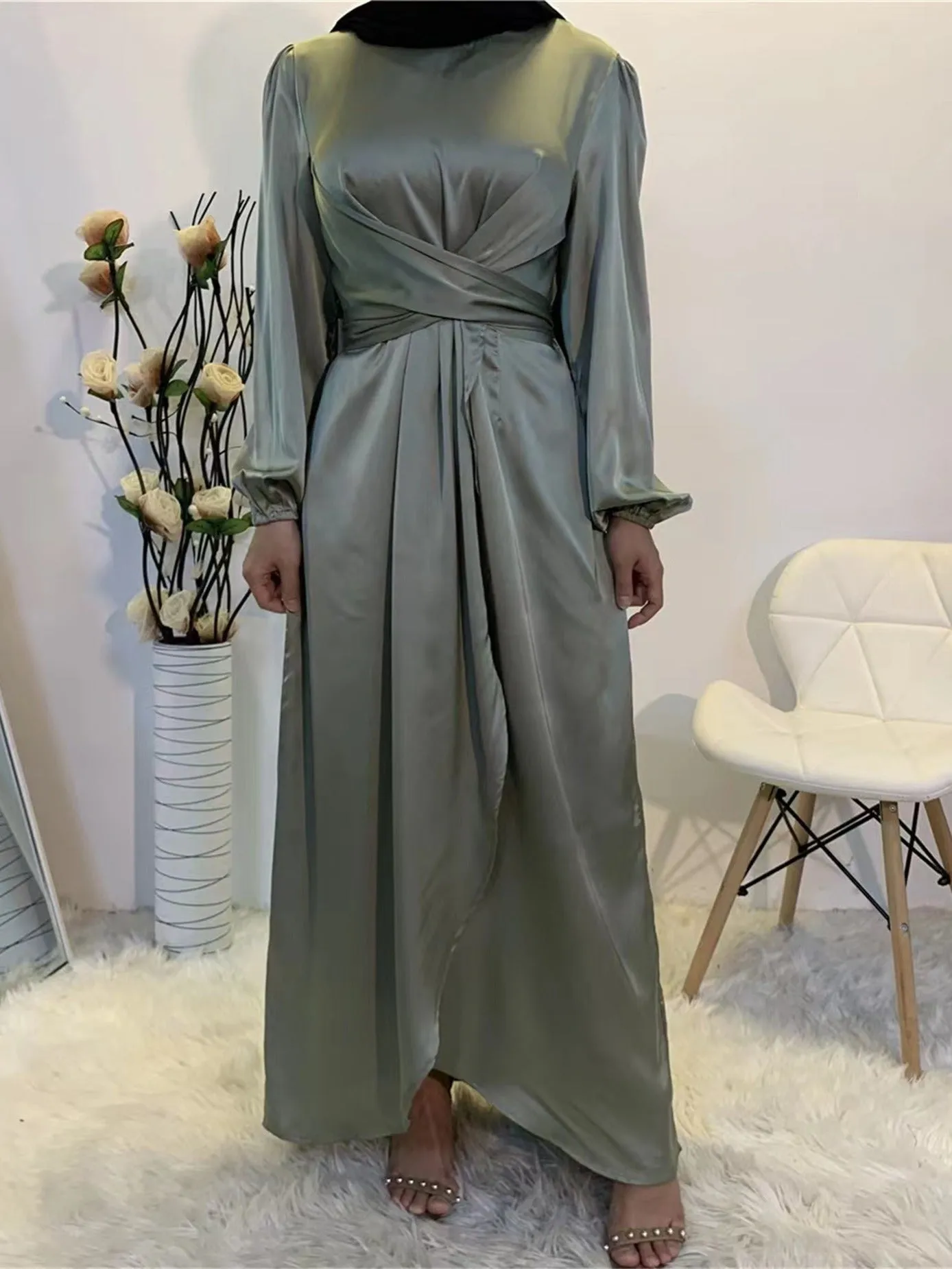 Women's Solid Crew Neck Long Sleeve Tie Waist Maxi Dress