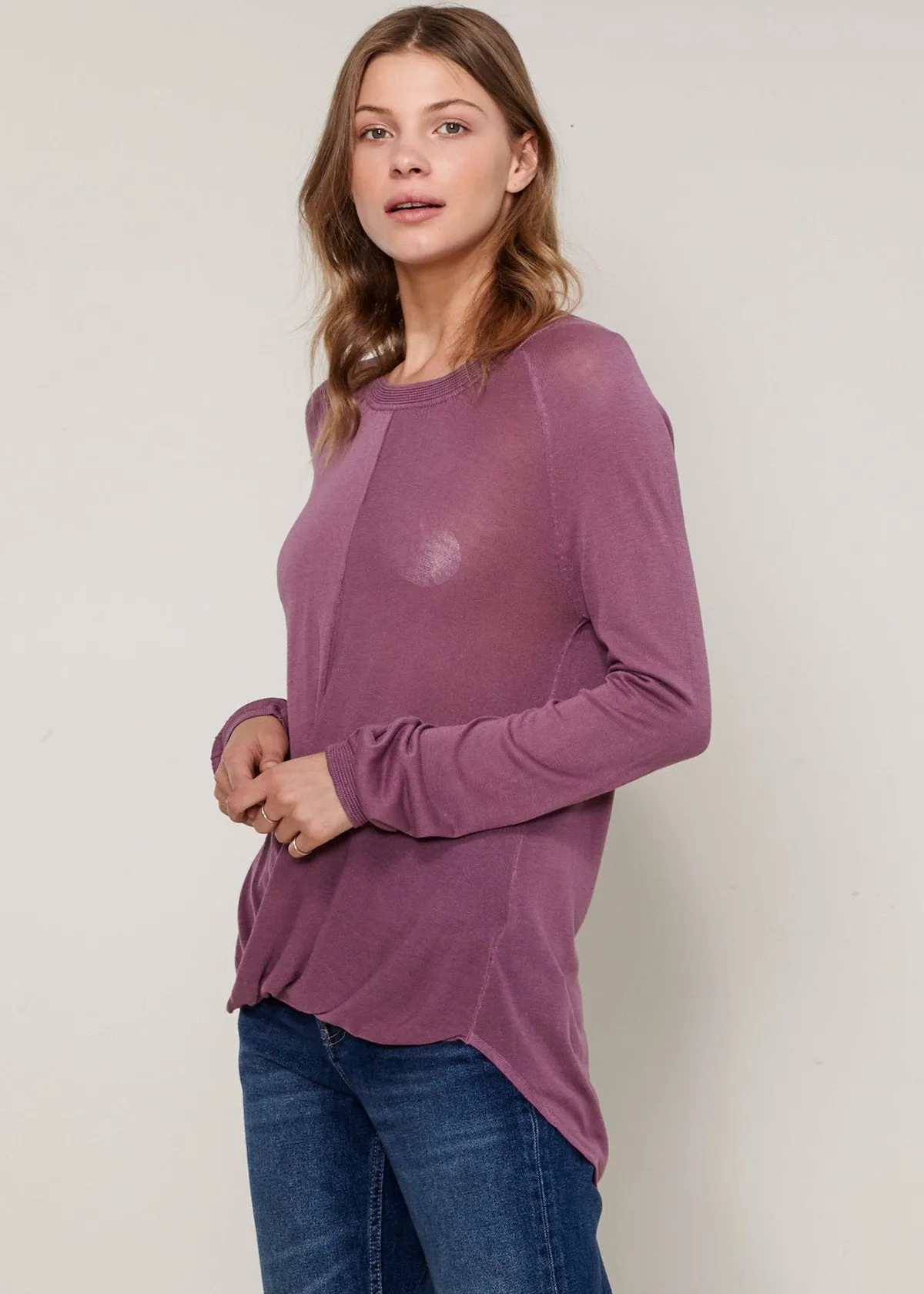 Women's Wrap Hem Sweater In Fig